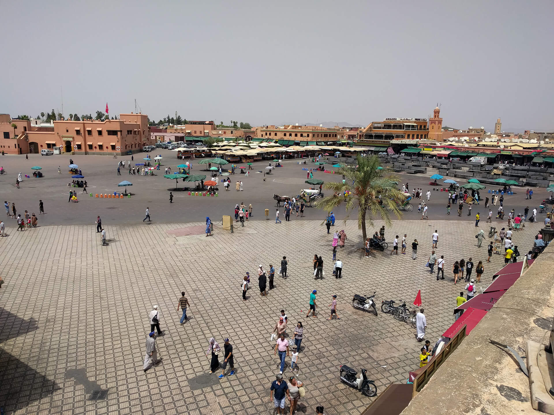 Slika trga Džema el Fna u Marakešu